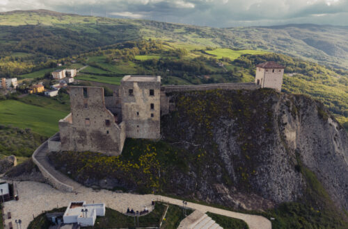 Castello Fittipaldi, l'antica roccaforte di Brindisi Montagna