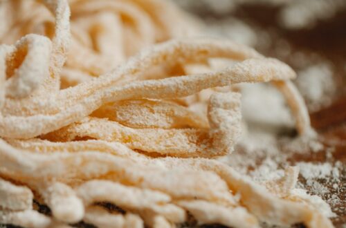 Le manate, la pasta fresca lunga tipica di Vaglio