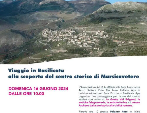 A passo lento tra le vie del centro storico di Marsicovetere, per scoprirne la meraviglia